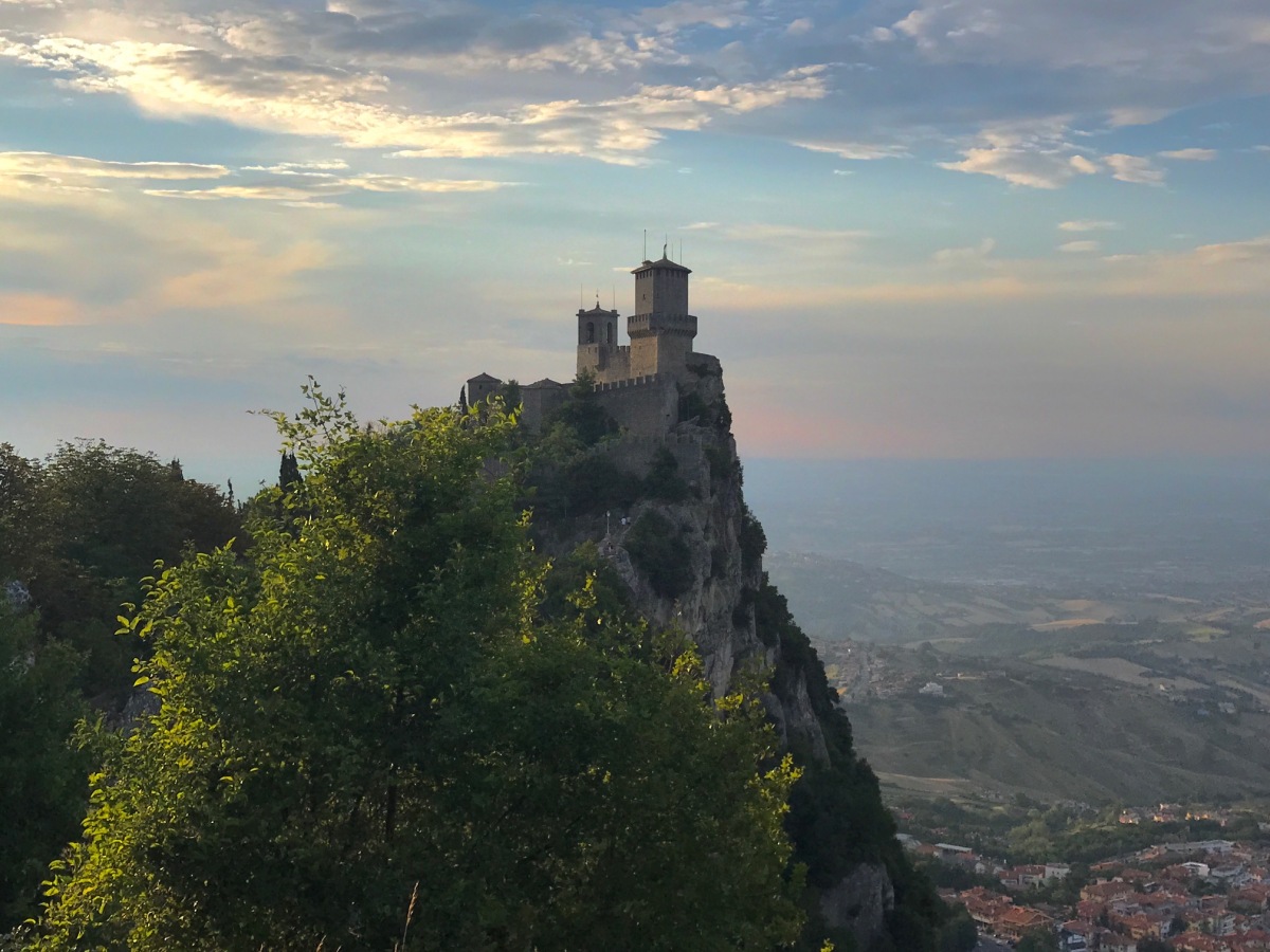 Capitani Regenti,  Befestigungstürme und die älteste Republik der Welt – ein Abstecher nach San Marino